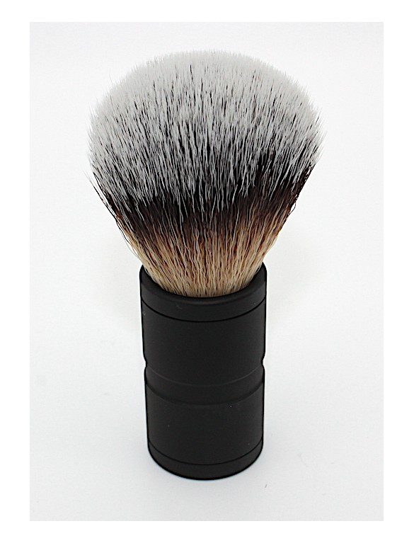 Brosse de rasage manche en métal noir lisse